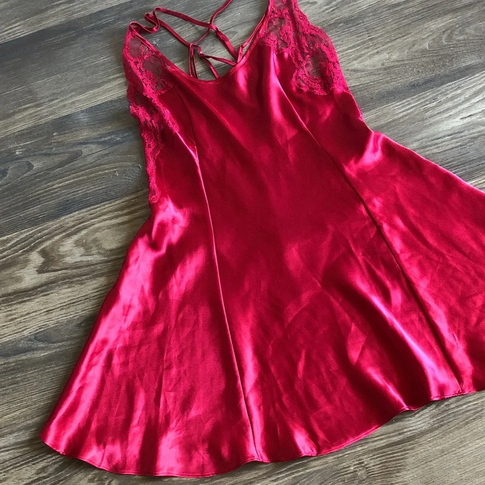 Victoria’s Secret Vintage Red Satin Slip Nightgown Lingerie Lace Small